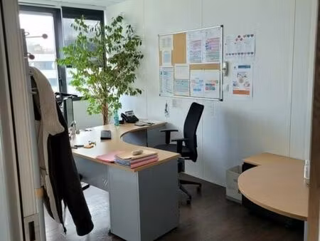 bureaux 140 m²