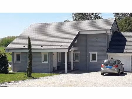 maison agréable au calme   avec vue dégagée . reprise possible maison secteur ouest