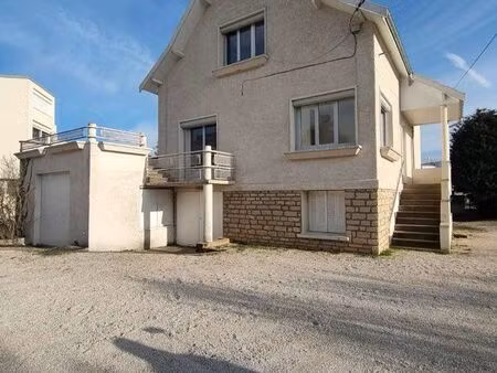 location meublé t2 33mcarré proche centre ville beaune