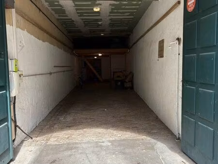 box à louer 10 m2 à proximité de la place pasteur