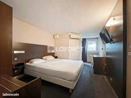 appartement 1 pièce 14 m²