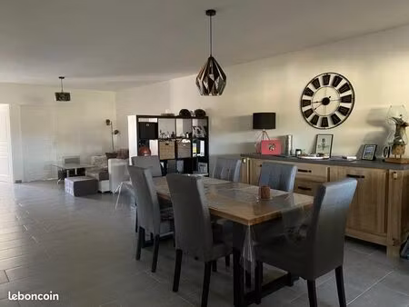 loue grand t3 avec terrasse