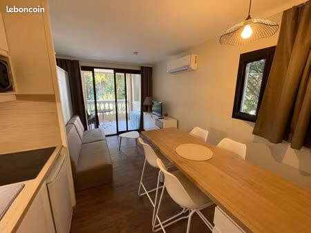 superbe studio 24m2 avec place de parking