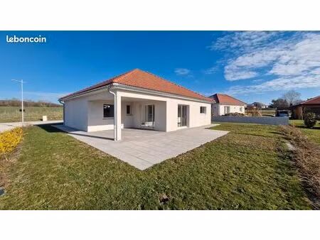 maison t4 96 9 m² de plain-pied