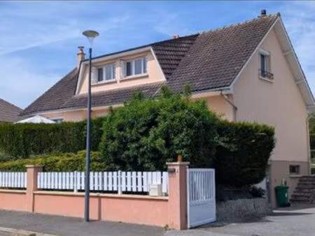 très belle maison lumineuse