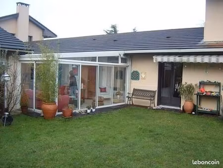 maison 121 m² – 7 pièces – 5 chambres avec jardin et studio à voisins-le-bretonneux (saint