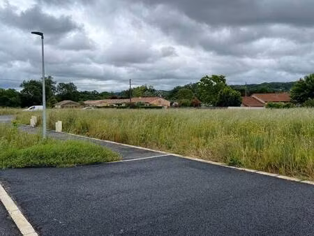 terrain constructible viabilisé à vendre