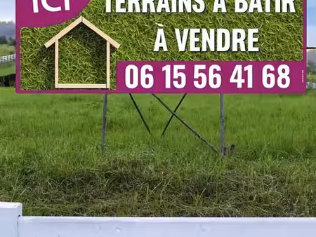 terrain 695 m² larnage