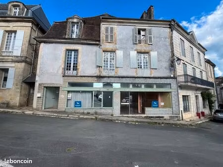 immeuble 333 m² excideuil