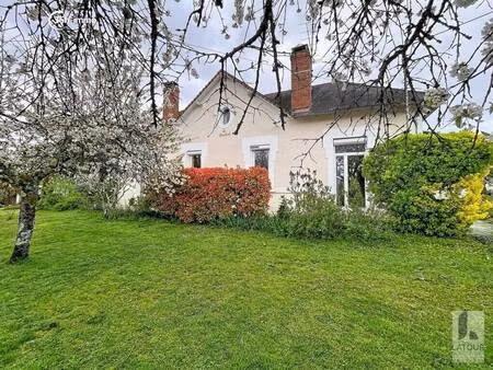 selas latour et associes notaires