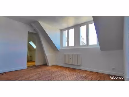 t2 bis lumineux refait à neuf – 39 2 m² – dernier étage – box - châteaudun – proche gare