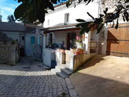 maison 2 pièces 65 m²