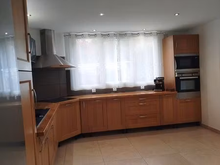 maison entièrement restaurée