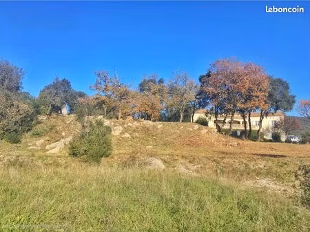 terrain 1781 m² laval-pradel
