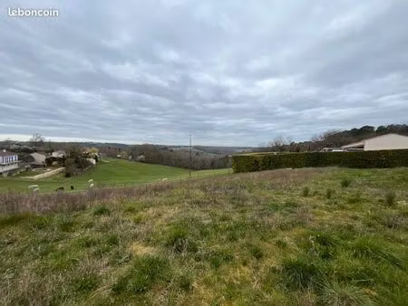 terrain 2 048 m² boulazac isle manoire