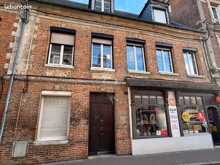 immeuble 6 pièces 139 m²