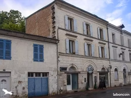 immeuble 239 m² riberac