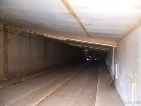 grand entrepôt 300 à 600 m² – idéal artisan / stockage – perche (28400)