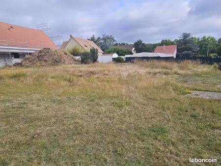 terrain 685 m² pont de l arche