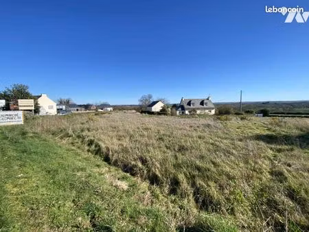 terrain 6835 m² guimaec