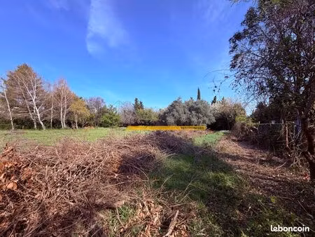 terrain 3000 m² montélimar