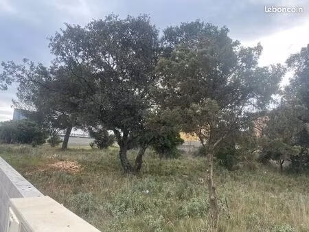 terrain 430 m² poulx
