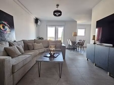 t3 de standing - cœur de nîmes - 67m2