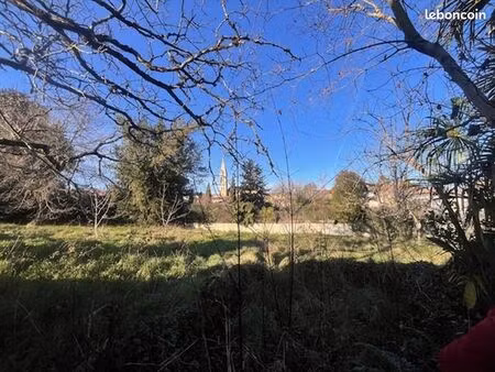 terrain 1 237 m² mielan