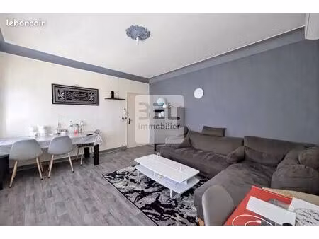 immeuble 7 pièces 198 m²