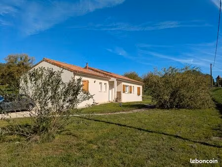 maison de plain-pied 103 m² sur terrain de 2242 m²