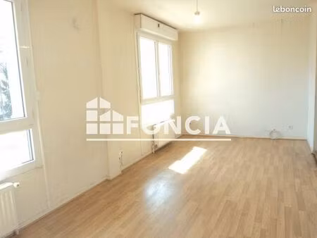 studio 1 pièce 26 m²
