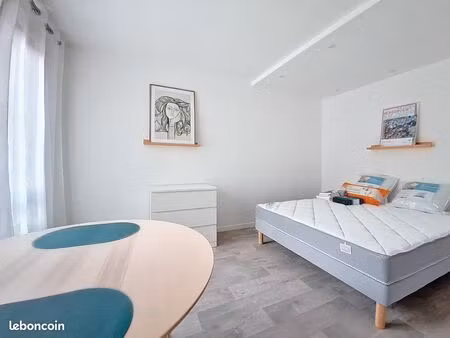 studio 24m2 meublé - charenton le pont