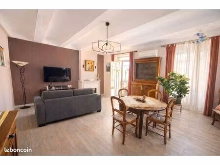 rare- triplex lumineux de 126m² avec studio indépendant - centre ville ganges