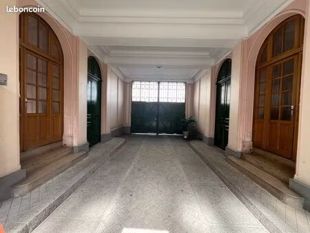 appartement meublé proche rer c