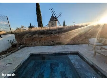 maison récente  3 chambres avec piscine