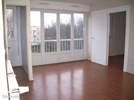 700 euros charges comprises appartement 56 m2 beaune 21200 avenue charles de gaulle