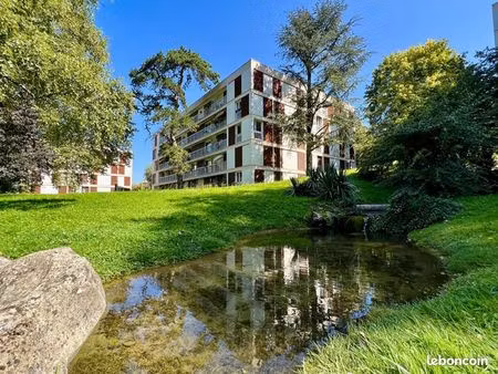 appartement 3 pièces 76 m²