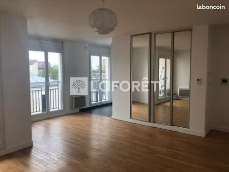 appartement 2 pièces 51 m²