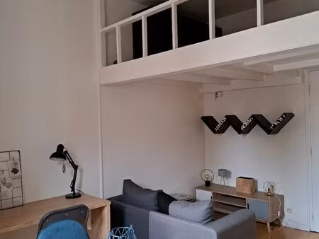 studio meublé avec mezzanine