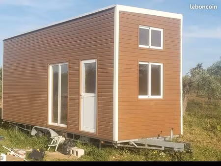 tiny house mobile 25m² sur remorque – prête à vivre + livraison possible