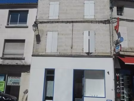 loue local commercial