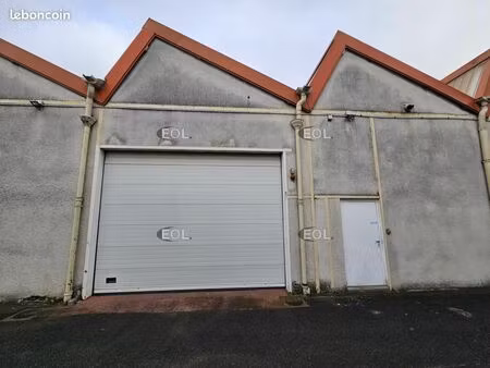 local d'activité 639 m²