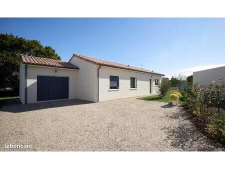 villa 4 pièces 85 m²