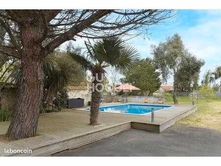 maison 7 pièces 230 m²