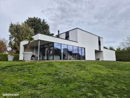 maison 6 pièces 126 m²