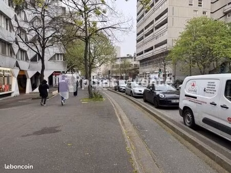 boucherie/charcuterie 42 m²