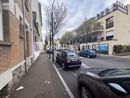 commerce beauté/coiffure 37 m²