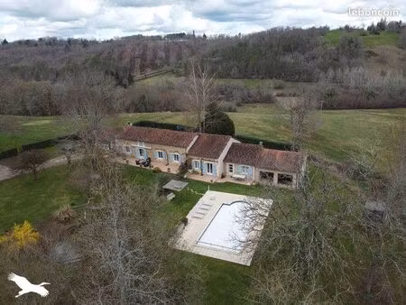 longère 8 pièces 220 m²