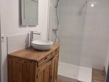 location petite maison pisany