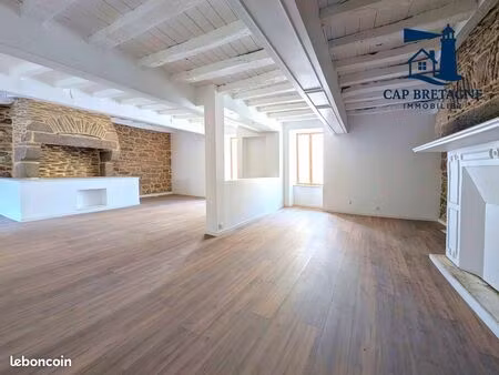 maison de ville 4 pièces 148 m²